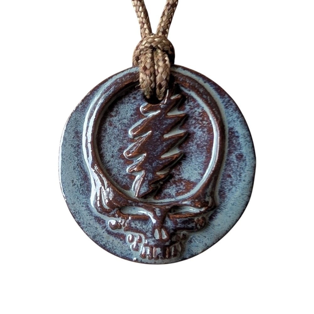 Stealie SYF Steal Your Face Grateful Dead Necklace Pendant Gift Slate